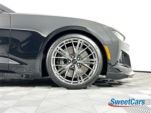 Used 2022 Chevrolet Camaro ZL1 image 42