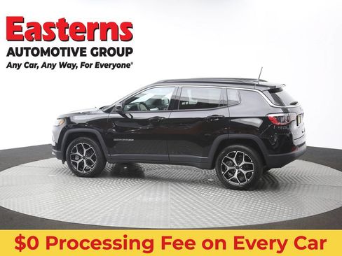 Used 2025 Jeep Compass Limited AWD/4WD image 57