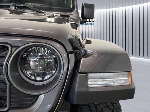 Used 2025 Jeep Wrangler Unlimited Rubicon image 17