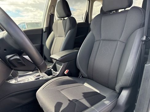 Used 2024 Subaru Forester Premium image 7