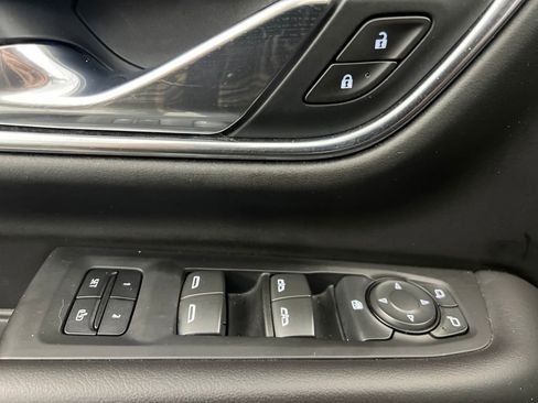 Used 2021 Chevrolet Tahoe LT image 12