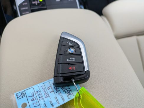 Used 2023 BMW X3 xDrive30i w/ Premium Package AWD/4WD image 34