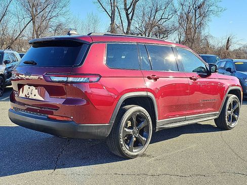 Used 2023 Jeep Grand Cherokee L Laredo image 6