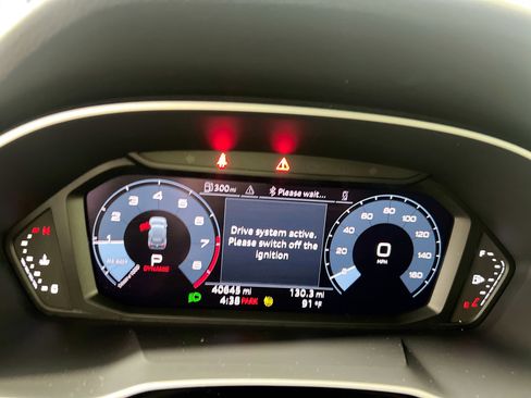 Used 2024 Audi Q3 2.0T Premium image 23