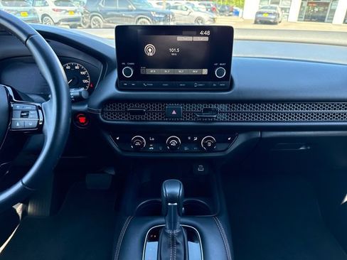 Certified 2025 Honda HR-V Sport image 22