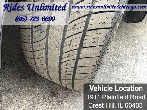 Used 2011 Ford Taurus Limited FWD image 37