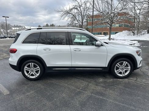 Used 2020 Mercedes-Benz GLB 250 GLB 250 image 4