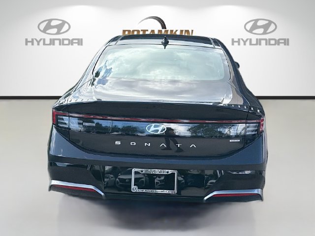 New 2026 Hyundai Sonata SEL FWD image 6
