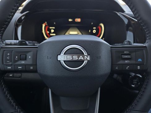 New 2026 Nissan Pathfinder SL image 24