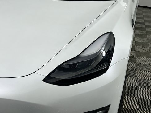 Used 2023 Tesla Model 3 Standard Range image 12