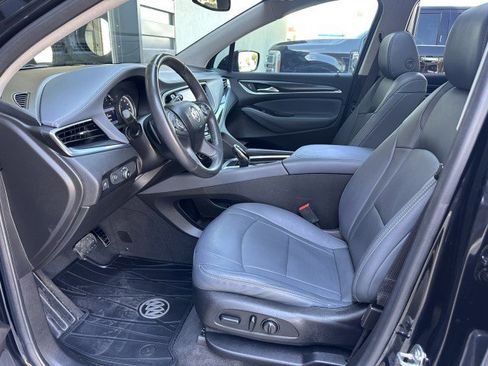 Used 2020 Buick Enclave Essence w/ Sport Touring Edition image 11