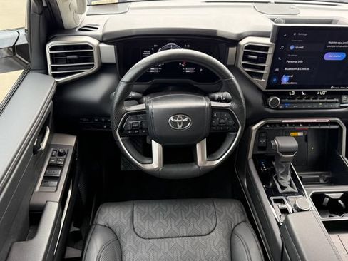 Used 2024 Toyota Tundra Limited AWD/4WD image 27