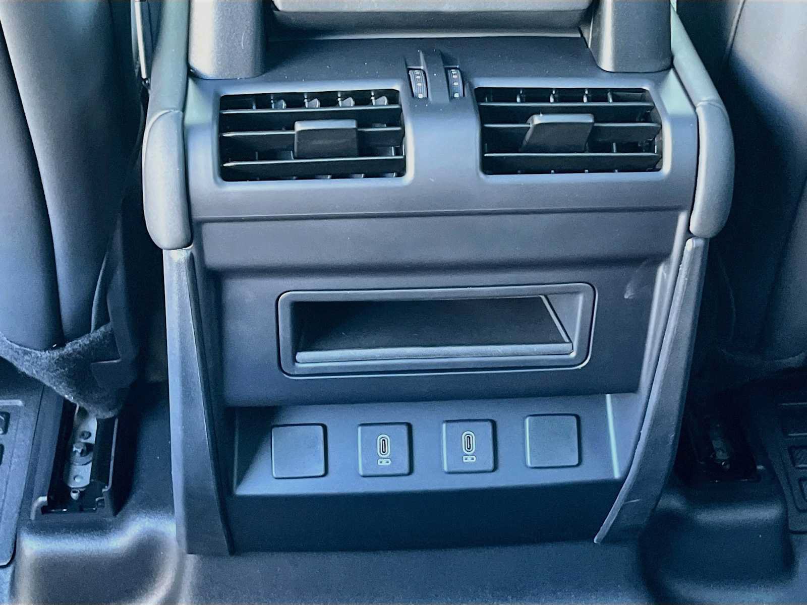 New 2026 Land Rover Defender 110 S AWD/4WD image 19