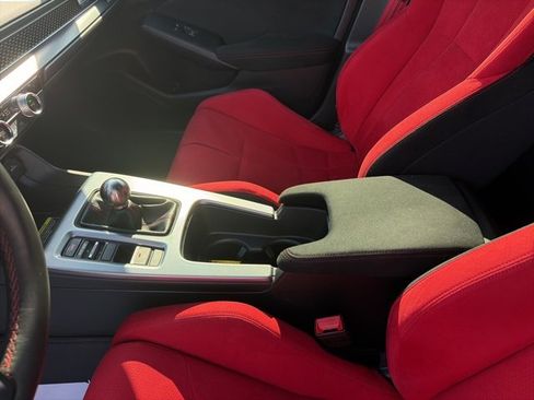Used 2023 Honda Civic Type R image 11