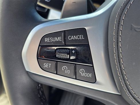 Used 2025 BMW X5 sDrive40i w/ M Sport Package image 19