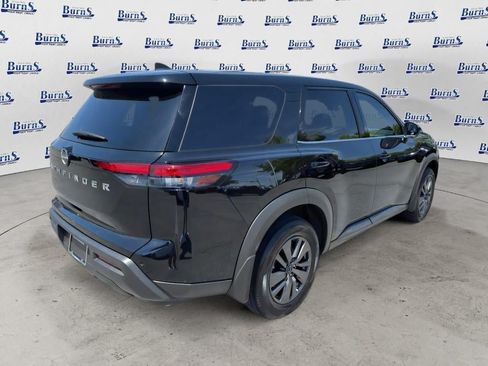 Used 2025 Nissan Pathfinder S FWD image 7