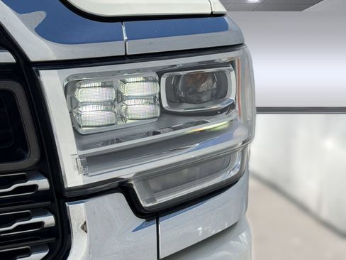 Used 2020 RAM 2500 Limited AWD/4WD image 9