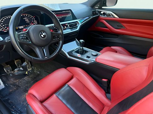 Used 2021 BMW M4 Coupe w/ Executive Package RWD image 16