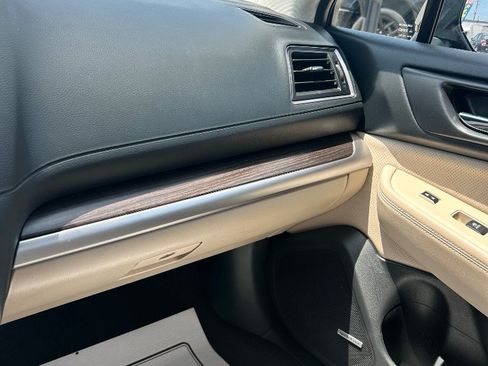 Used 2015 Subaru Legacy 2.5i Limited AWD/4WD image 16