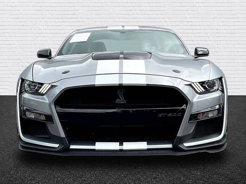 Used 2020 Ford Mustang Shelby GT500 w/ Technology Package RWD image 2