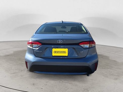 Used 2022 Toyota Corolla LE FWD image 6