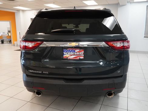 Used 2020 Chevrolet Traverse LT w/ Driver Confidence II Package AWD/4WD image 8