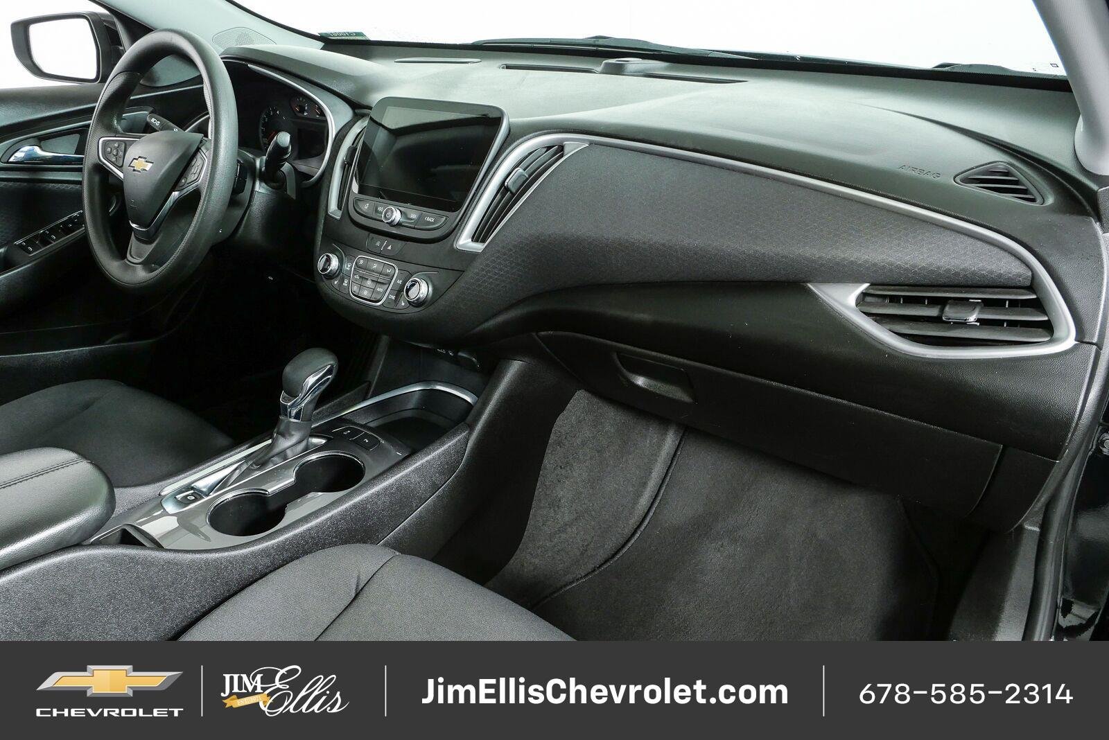 Used 2024 Chevrolet Malibu LT FWD image 23