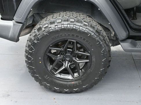 Used 2023 Jeep Wrangler Unlimited Sport AWD/4WD image 30