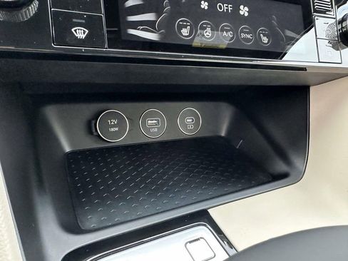 New 2026 Genesis G70 2.5T image 21