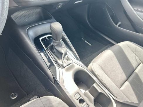 Used 2024 Toyota Corolla LE FWD image 21