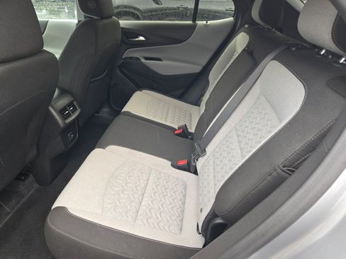Certified 2024 Chevrolet Equinox LT FWD image 16