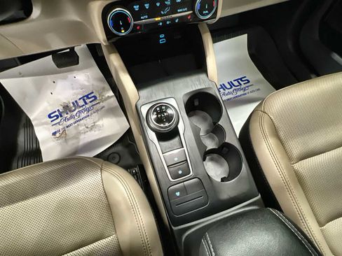 Used 2022 Ford Escape SEL w/ Technology Package image 21