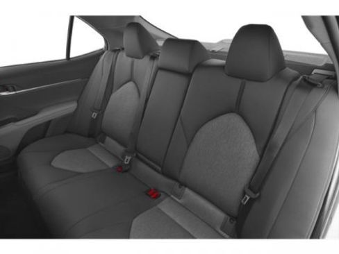 Used 2020 Toyota Camry LE image 13