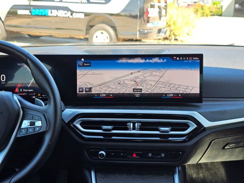 Used 2024 BMW 330e xDrive image 28