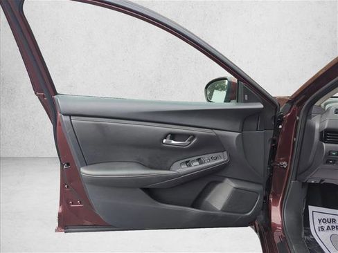 Used 2024 Nissan Sentra SV image 17