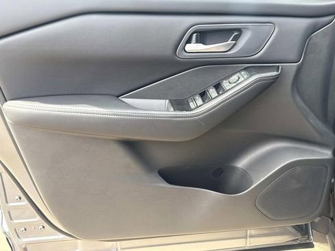 New 2026 Nissan Rogue SV FWD image 20