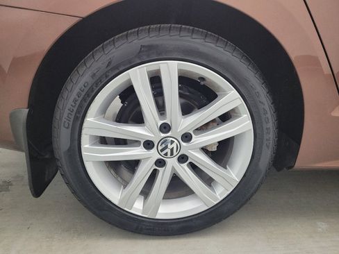 Used 2017 Volkswagen Jetta SEL FWD image 31