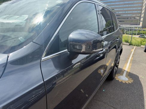 Certified 2022 Volvo XC90 T6 Momentum w/ Advanced Package image 14