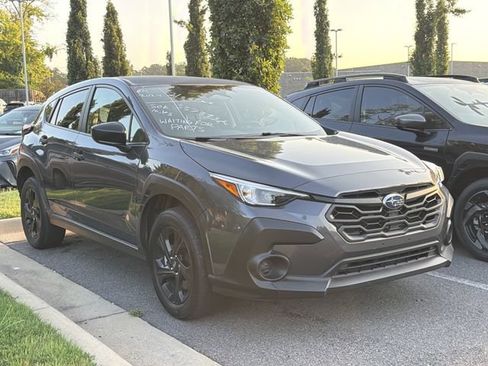 Used 2024 Subaru Crosstrek 2.0i AWD/4WD image 3