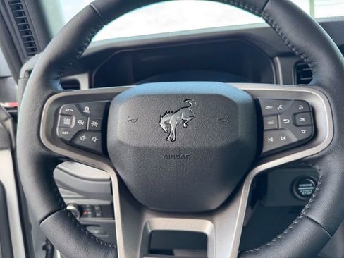 New 2025 Ford Bronco Badlands AWD/4WD image 17