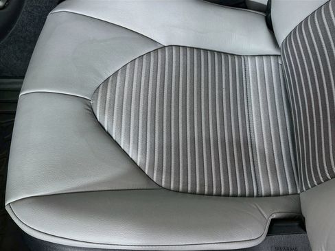 Used 2024 Toyota Camry SE FWD image 19