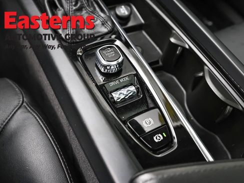 Used 2019 Volvo XC60 T6 Momentum w/ Premium Package image 20