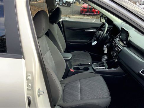 Used 2023 Kia Seltos LX AWD/4WD image 7