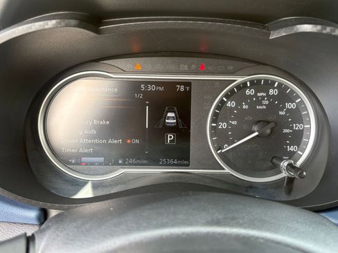 Used 2025 Nissan Versa SV image 38