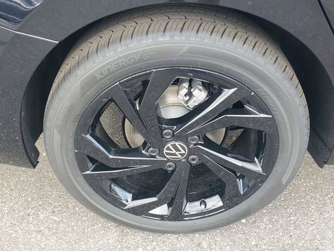 New 2026 Volkswagen Jetta SE FWD image 5