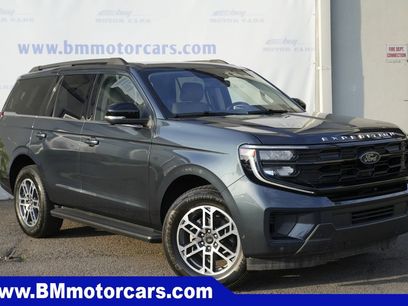 Used 2025 Ford Expedition Active