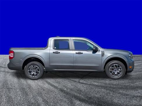 Certified 2026 Ford Maverick XLT FWD image 3