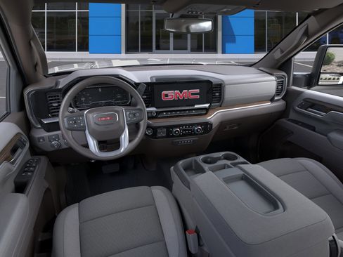 New 2026 GMC Sierra 2500 SLE w/ SLE Value Package; AWD/4WD image 15