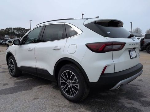 New 2026 Ford Escape SE w/ PHEV Premium Package image 7