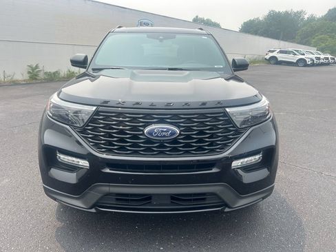 Used 2023 Ford Explorer ST-Line w/ Class IV Trailer Tow Package AWD/4WD image 2